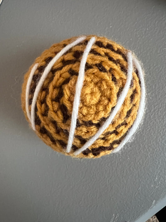 Cinnamon Roll Amigurumi